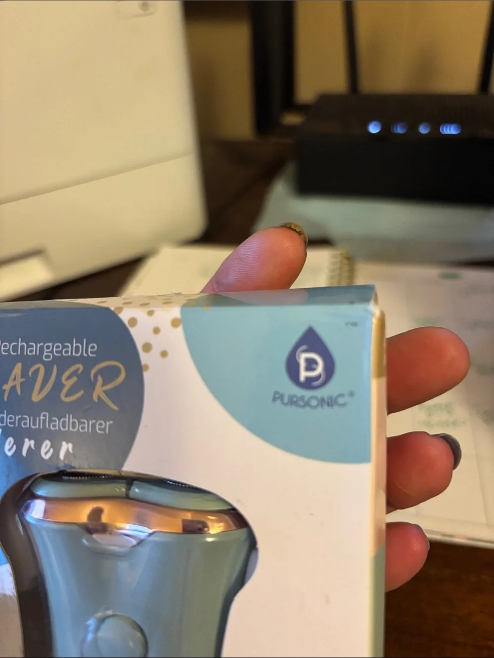 Pursonic USB Rechargeable Shaver — Mint Green. Box dented from shipping.
